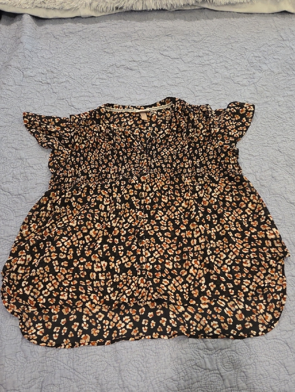 Knox Rose high-low Black Floral Smocked Flutter Sleeve Blouse Size L!